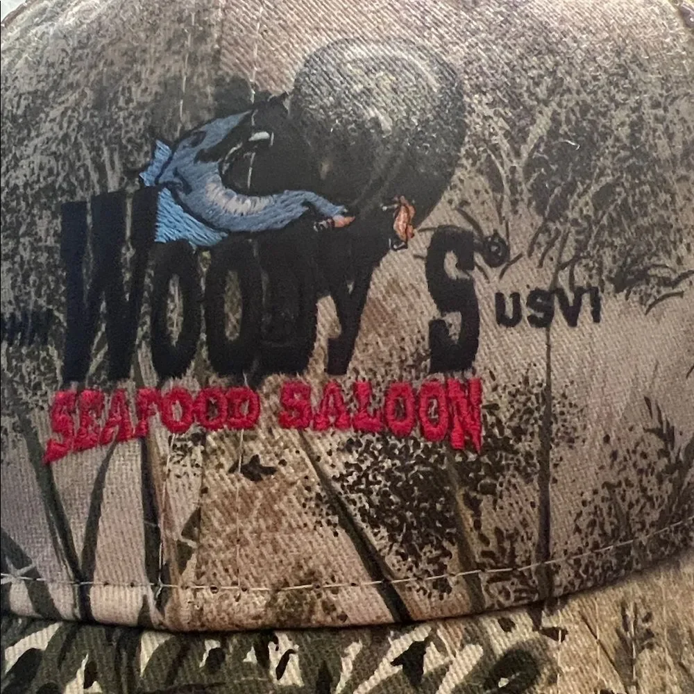 #0985+ Unisex Woody's Seafood Saloon Camouflage Cap